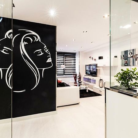 Rent Apartment-Flat Саламанка Екстериор снимка